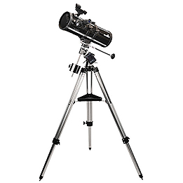 Skyhawk 1145PM Motorised Newtonian telescope starter kit